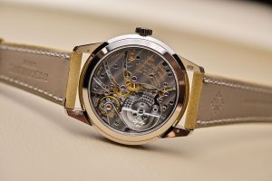 Copy-Patek-Philippe-Annual-Calendar-Travel-Time-5326G-001-Review-2022
