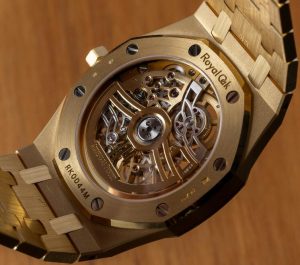 Cheap Replica Audemars Piguet Royal Oak ‘Jumbo’ Extra-Thin Openworked Yellow-Gold Watches